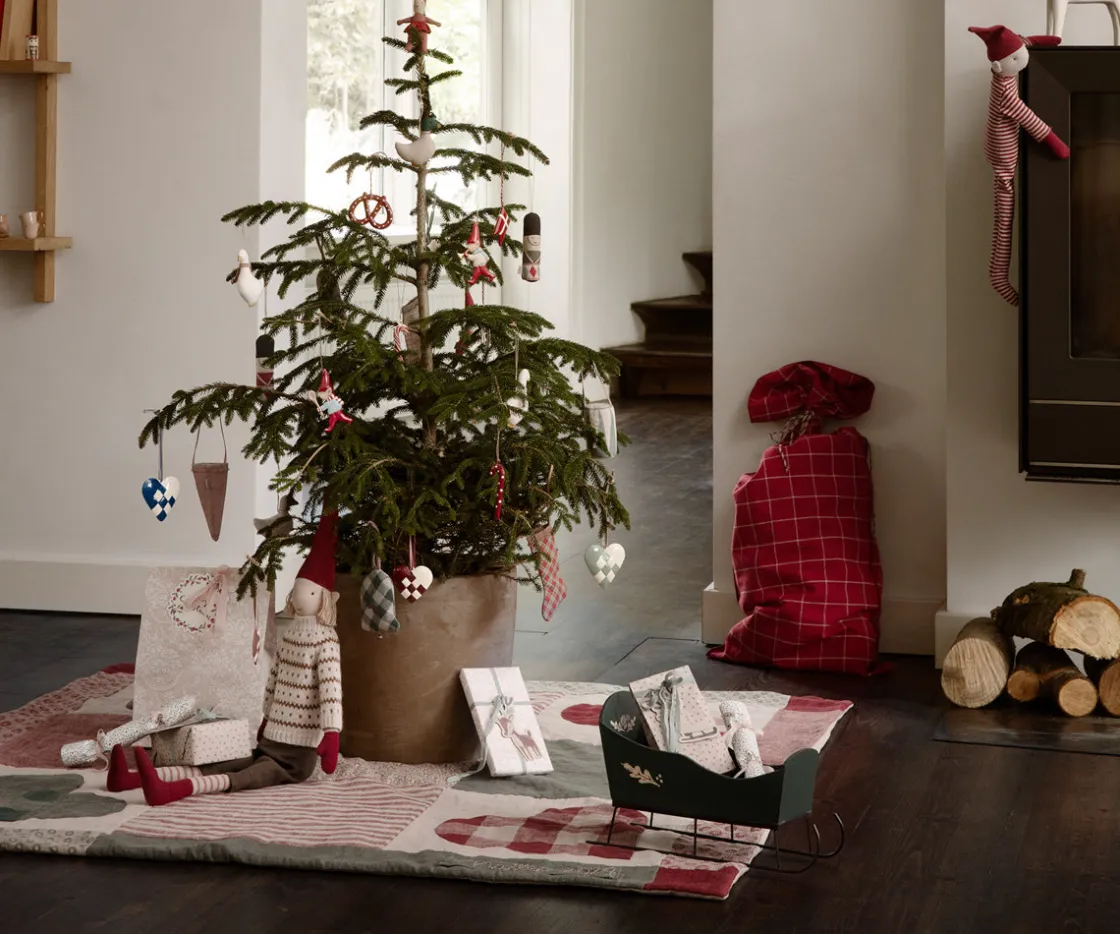 Best Maileg Christmas tree rug