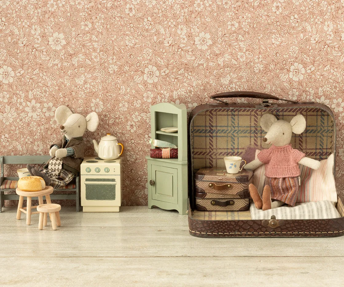 Clearance Maileg Corner cabinet, Mouse - Light green