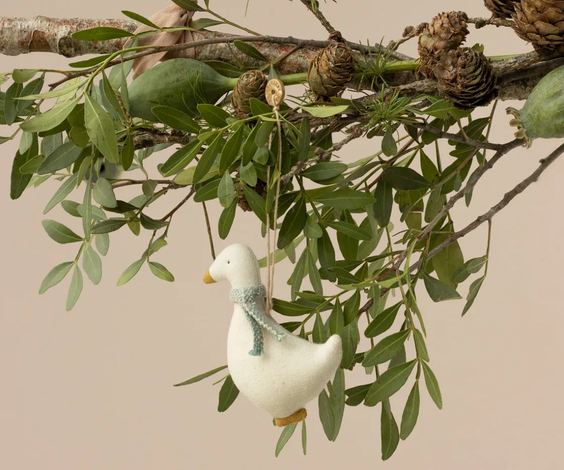 Shop Maileg Goose ornament - Blue