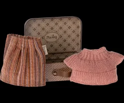 Hot Maileg Knitted blouse and skirt in suitcase, Grandma mouse