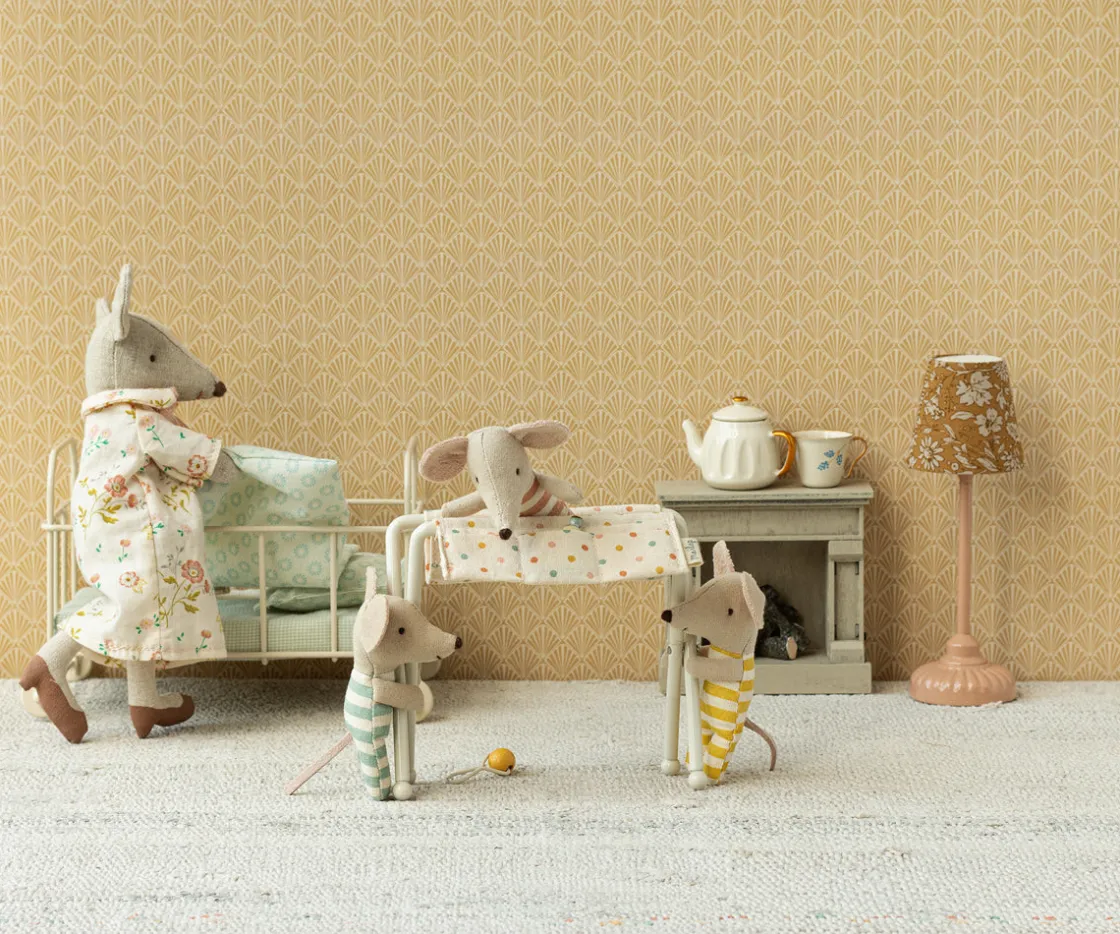 Sale Maileg Nursery table, Baby mouse - Off white