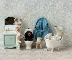 Shop Maileg Sink dresser, Mouse - Mint